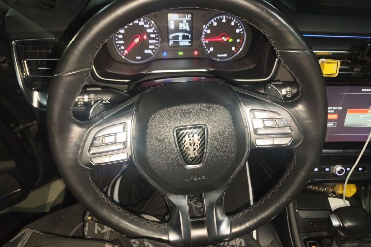 Used Roewe RX8 2019 30T Two-Wheel Drive Supreme Flagship Edition
