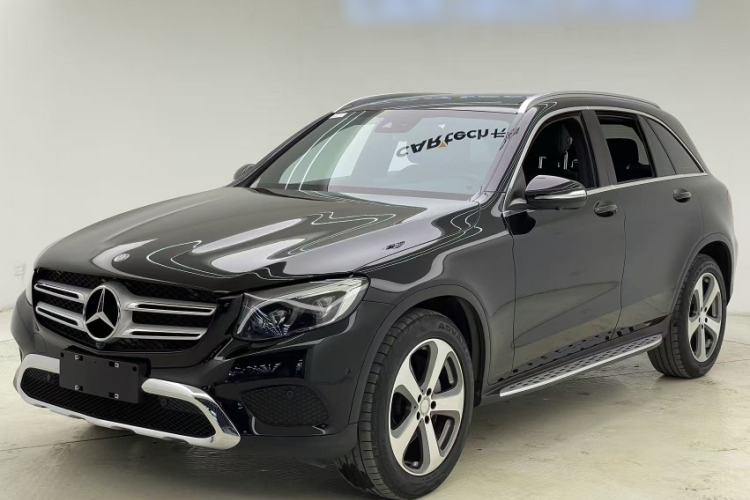 Used Mercedes-Benz GLC 2017 GLC 260 4MATIC Luxury Model
