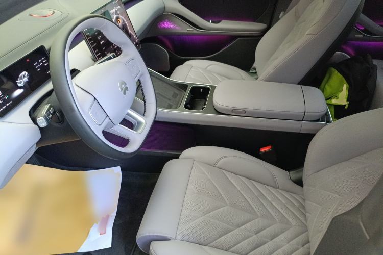 Used Nio ET5T 2025 75 kWh Touring Left Front Seat