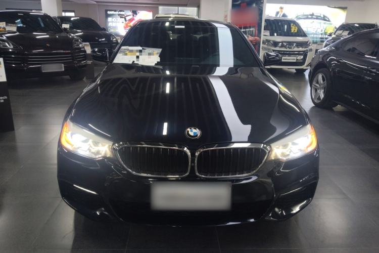 Used BMW 5 Series 2019 525Li M Sport Package