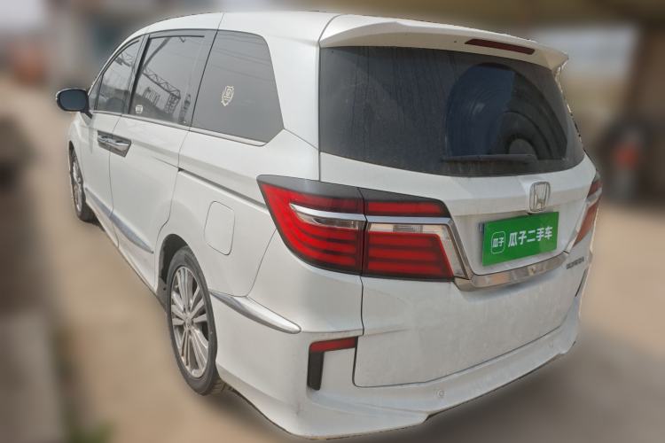 Used Honda Elysion 2016 2.4L Luxury Edition
