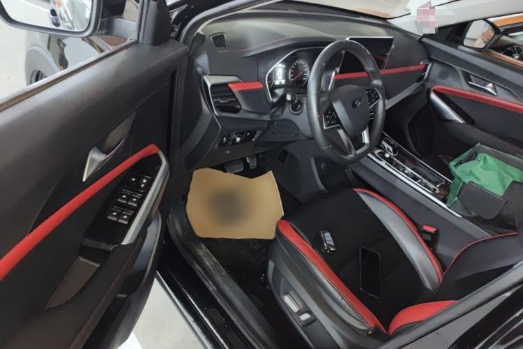 Used SOL X8 2021 300T DCT Leading Smart Connectivity Version 7 Seats Driver Seat