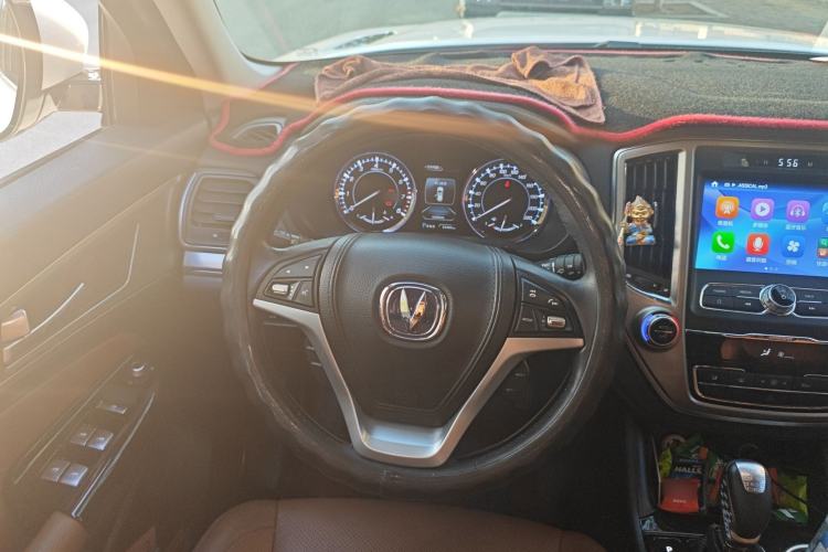 Used CHANGAN CS95 2017 2.0T Two-Wheel Drive Zhituo Edition Steering Wheel