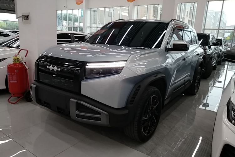 Used Formula Leopard Titanium 3 2025 501KM All-Wheel Drive Intelligent Driving Ultra Version