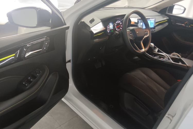 Used Roewe i5 2021 1.5L CVT Platinum Edition Driver Seat