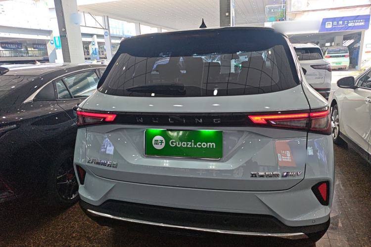 Used Wuling Asta 2022 2.0L DHT Electric-Speed Version