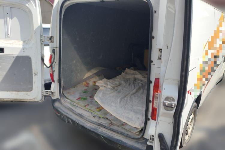 Used SAIC MAXUS EV30 2021 Pure Electric Smart Logistics Expert with Long Wheelbase—CATL
