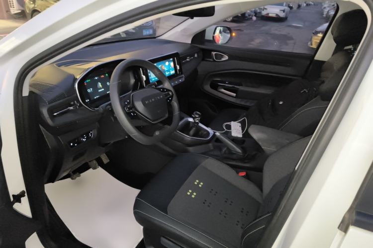 Used Baojun RM-5 2019 1.5T Manual Elite Version with 24-Hour Online Service 5 Seats