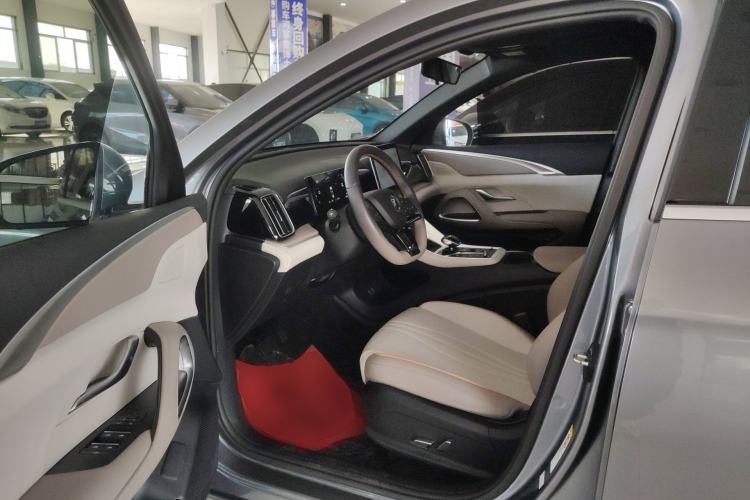 Used BYD Song Pro New Energy 2024 HONOR Edition DM-i 71KM Navigation Model Driver Seat