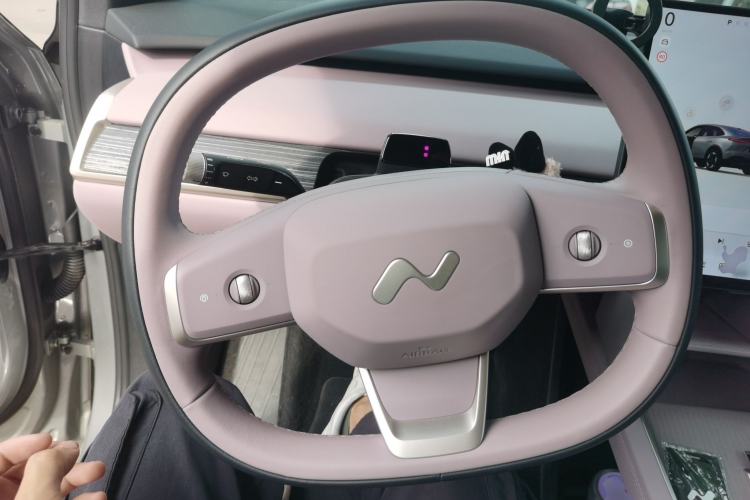 Used ONVO L60 2024 60 kWh Rear-Drive Version
