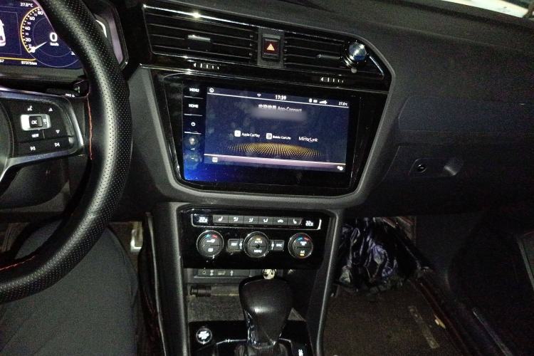 Used Volkswagen Tiguan L 2019 Revised 330TSI Automatic Two-Wheel Drive R-Line Flagship Edition China V Emission Standard