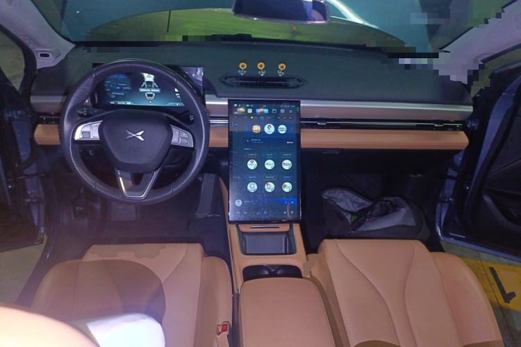 Used XPeng P5 2024 500 Pro Edition Center Console