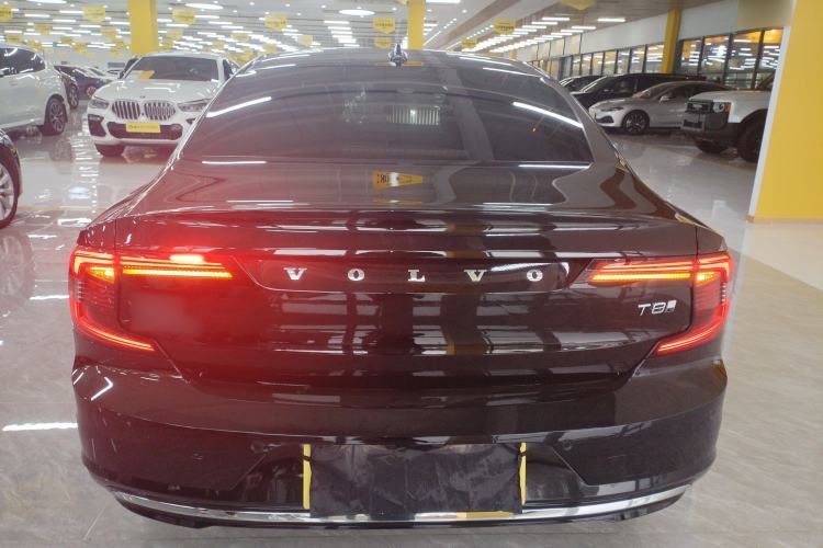 Used Volvo S90 New Energy 2024 Plug-in Hybrid Four-Wheel Drive Long-Range Luxury Smart Edition
