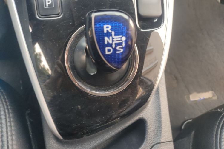 Used Toyota Levin 2017 Revised Dual-Engine 1.8H GS E-CVT Elite Sunroof Version China V Standard