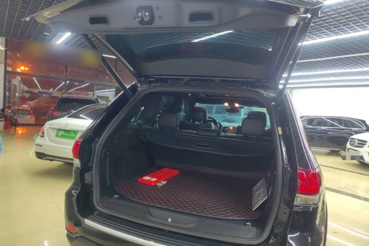 Used Jeep Grand Cherokee (Import) 2020 3.0L Elite Navigation Edition
