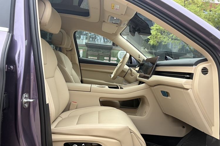 Used Hima AITO M5 2025 Extended-Range Ultra Rear-Wheel-Drive Version
