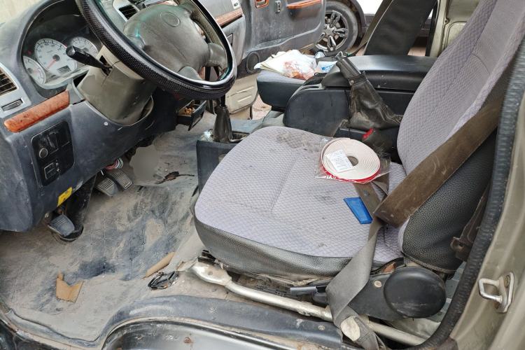 Used Golden Dragon Hiace 