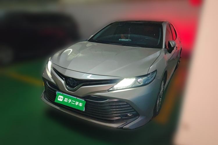 Used Toyota Camry 2019 Dual-Engine 2.5 HG Luxury Edition China VI Standard