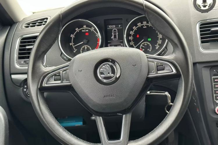 Used Skoda Yeti 2014 1.4 TSI DSG Phantom Edition