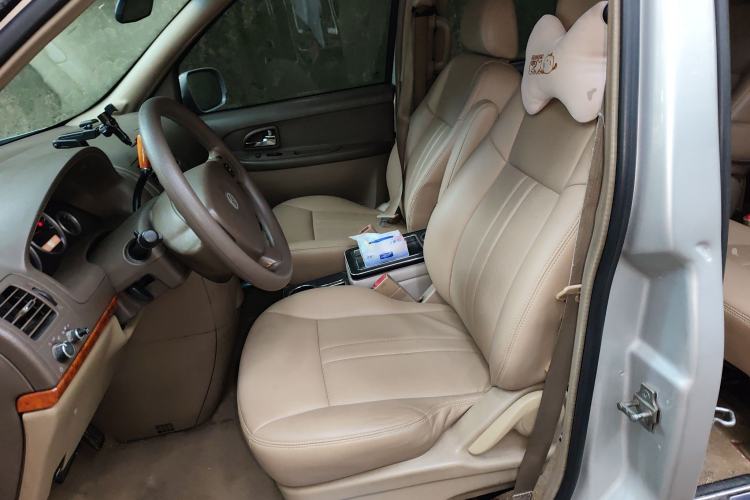 Used Buick GL8 2011 2.4L CT Comfort Edition
