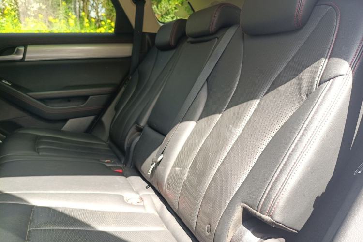 Used BYD Tang New Energy 2019 DM 2.0T All-Wheel Drive Connected Leading Model 7 Seats China VI Standard