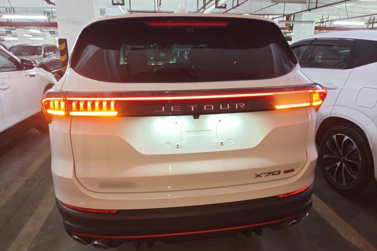 Used JETOUR X70 PRO 2023 1.5T DCT Comfort Edition 5 Seats