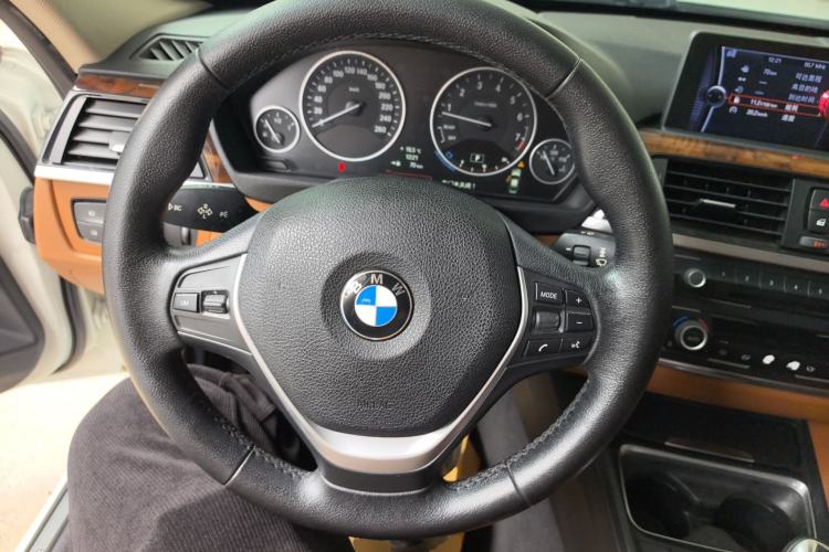 Used BMW 3 Series 2013 320Li Luxury Design Package