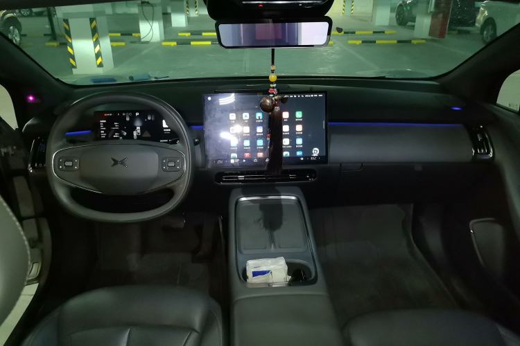 Used XPeng P7+ 2024 Ultra-Long Range Max Center Console