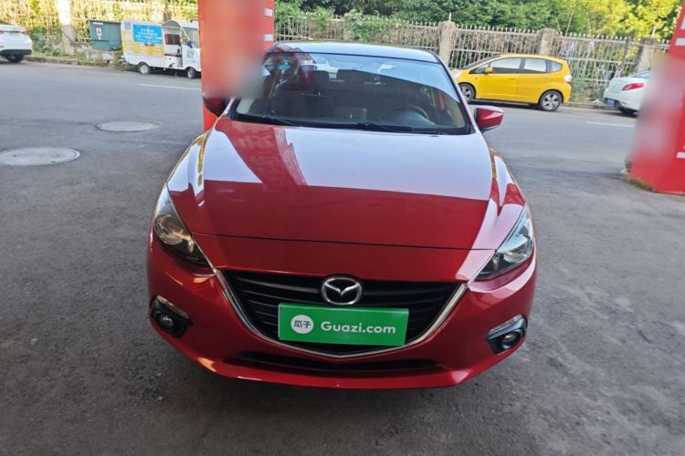 Used Mazda 3 Axela 2016 Sedan 1.5L Manual Comfort Model