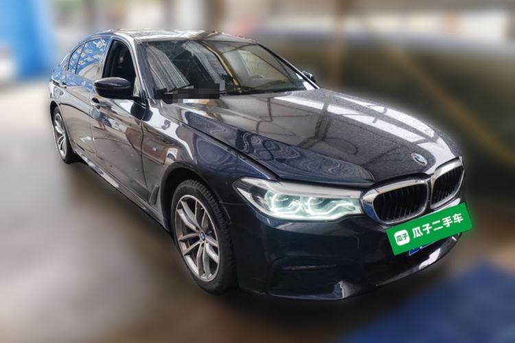 Used BMW 5 Series 2018 525Li M Sport Package Front Right 45 Deg