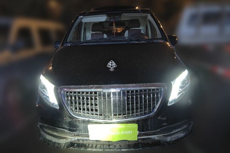 Used Mercedes-Benz Viano  Front