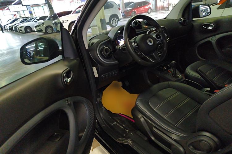 Used smart fortwo 2019 0.9T 66kW Hardtop Wind Power Edition China VI