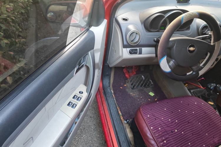 Used Chevrolet Lova 2010 1.4 MT Fengdu Version