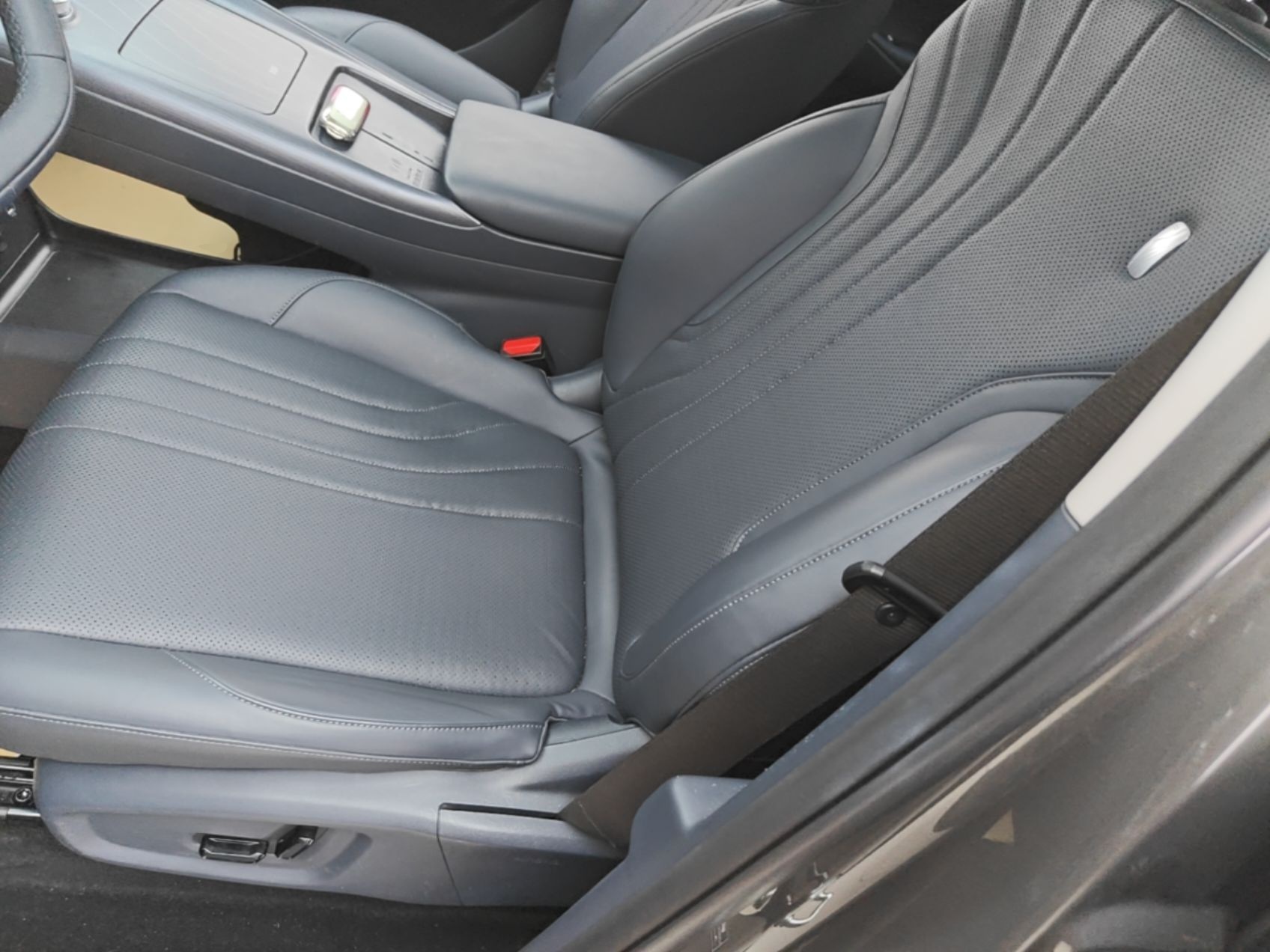 Geely Galaxy E5 2024 530 km Exploration+ Version — снимка 17