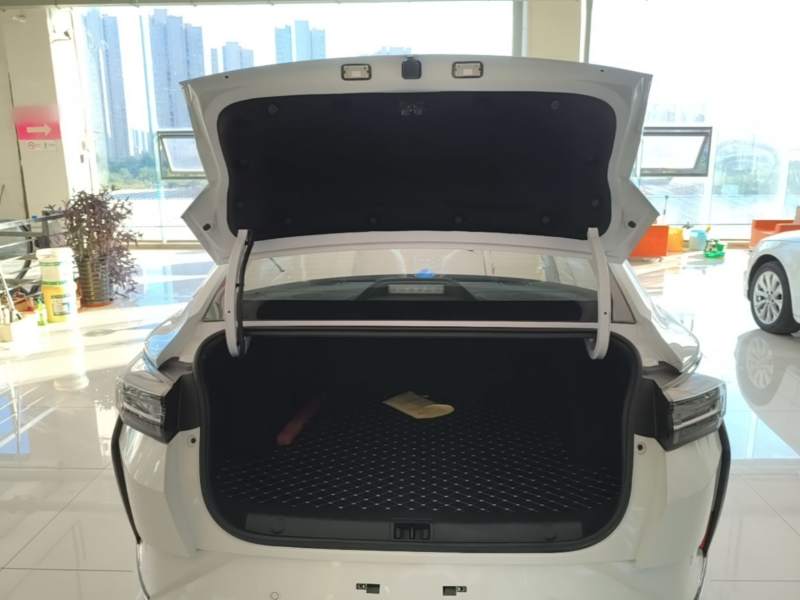 Used Dongfeng Aeolus Yixuan 2023 Mach Edition 1.5T Automatic Pursuit Rider Version — 18