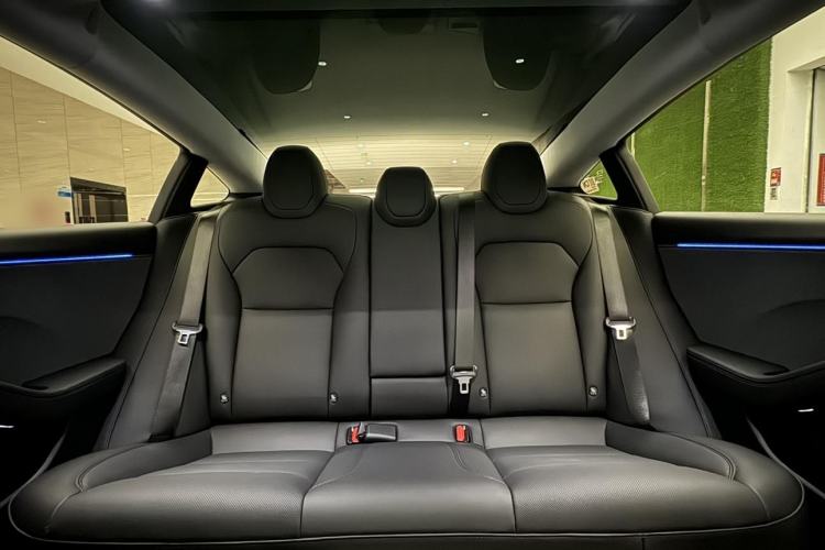 Used Tesla Model 3 2025 Rear-Wheel-Drive Version Interior 9