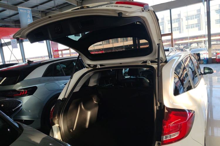 Used Honda Jade 2017 1.8L automatic Comfort version 5 seats
