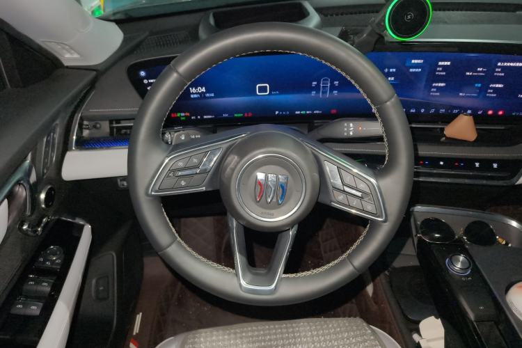 Used Buick E5 2023 Premium Long-Range Version
