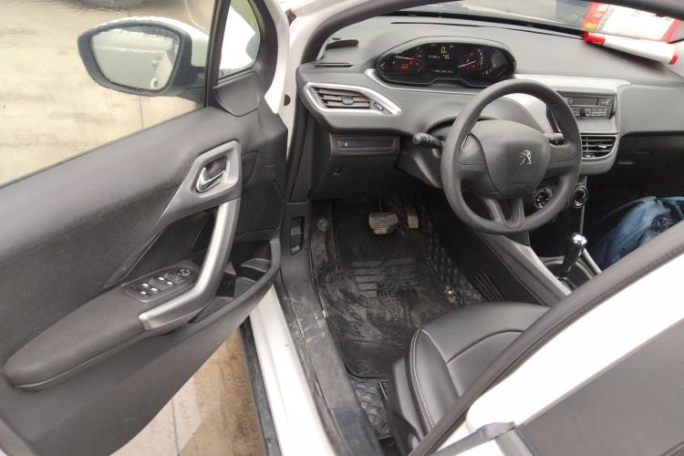 Used Peugeot 2008 2014 1.6L Automatic Trend Edition