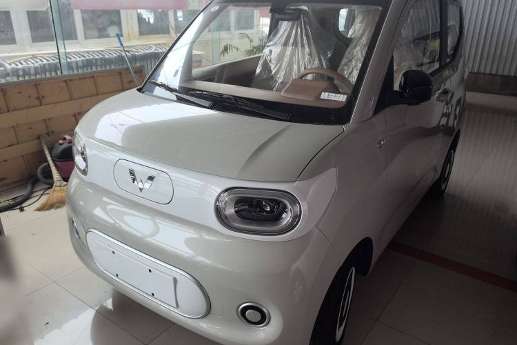 Used Wuling Hongguang MINIEV 2024 3rd Generation 215km Youth Edition