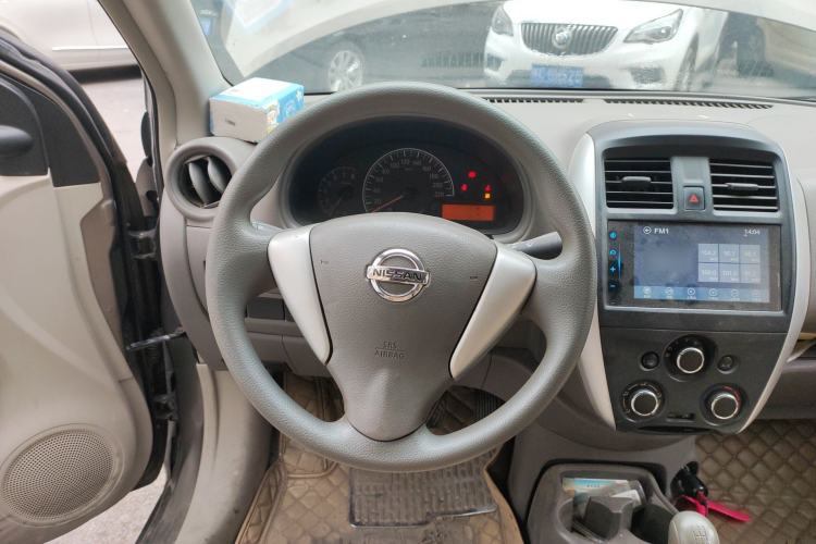 Used Nissan Sunny 2014 1.5XE Manual Comfort Edition Steering Wheel