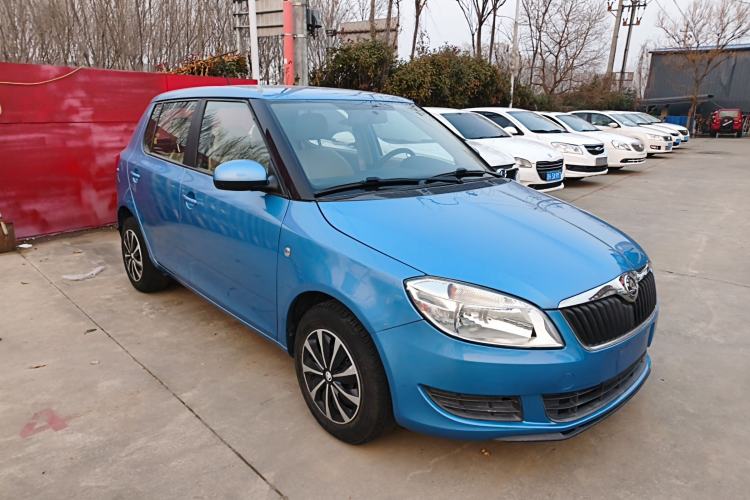 Used Skoda Fabia 2014 1.4L Manual Crystal Edition