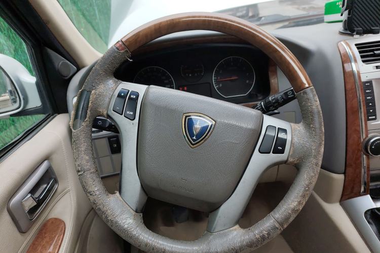 Used Jinbei Grace 2010 2.7L 3rd Generation Yu Ling Luxury Version Long Wheelbase 9-Seater Equipped with 2TR Engine