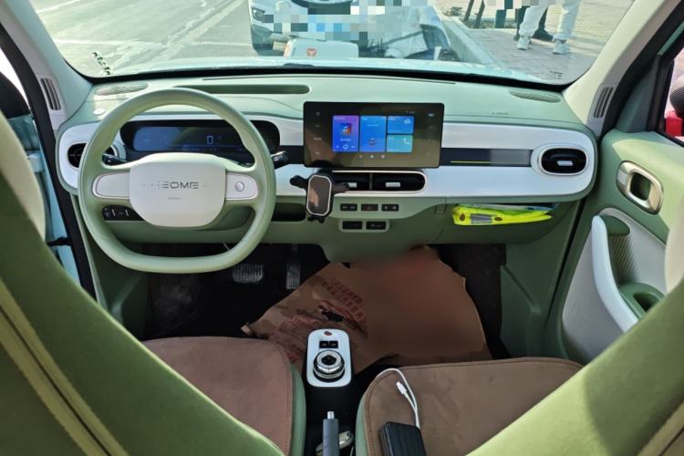 Used Geely Galaxy Panda 2025 210 km – Yuanqi Bear