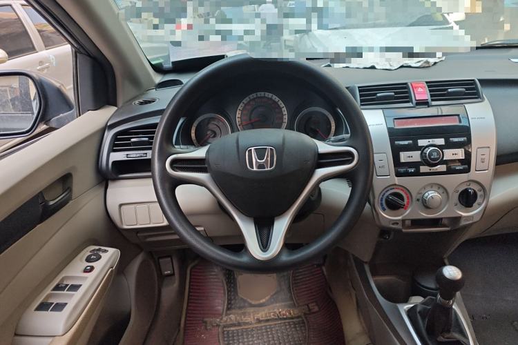 Used Honda City Classic 2008 1.5L manual comfort version
