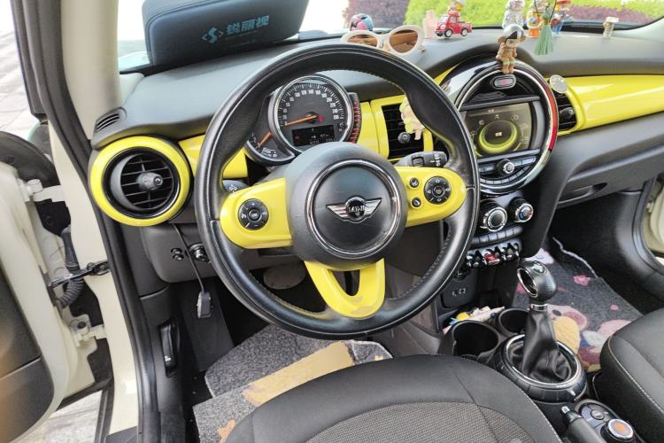 Used MINI 2014 1.5T COOPER Fun