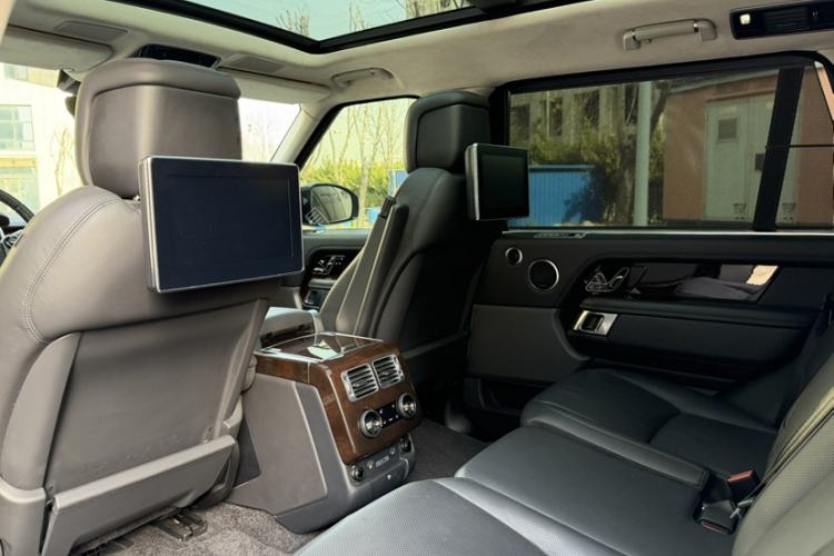 Used Land Rover Range Rover 2021 3.0 L6 Century Extended Classic Edition