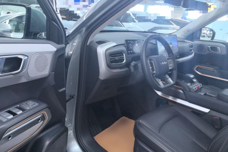 Used Formula Leopard Titanium 3 2025 501 km All-Wheel Drive Intelligent Driving Max Edition