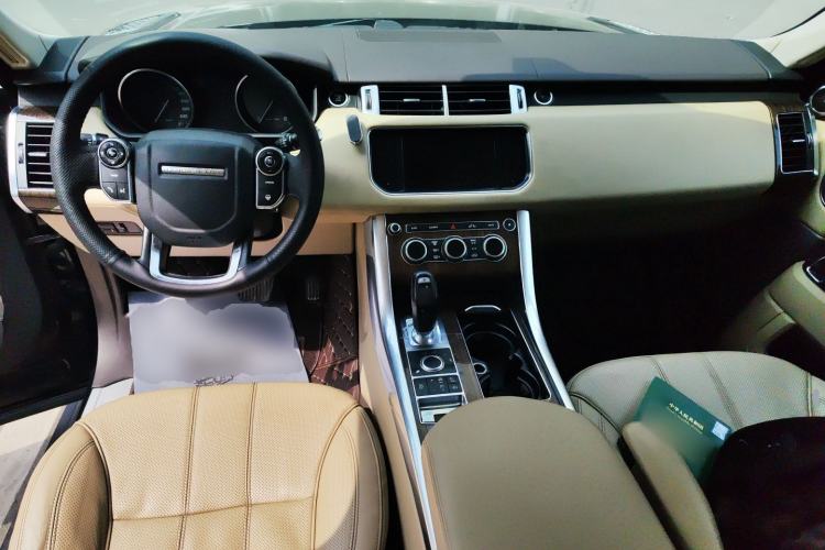 Used Land Rover Range Sport 2014 3.0T V6 Gasoline Version U.S. Specification Center Console