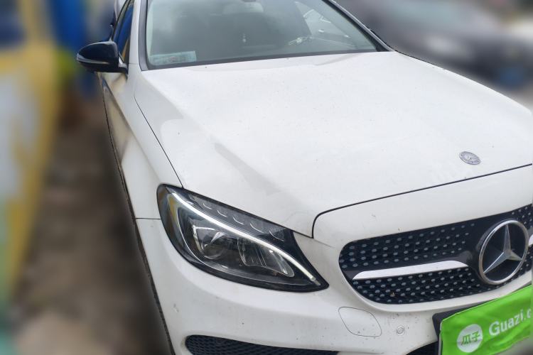 Used Mercedes-Benz C-Class 2016 C 200 L Sport Edition Front Right 45 Deg